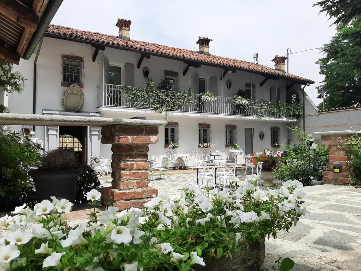 Antica Villa Cuneo- Guest House - "B&B E Non Un Hotel A Cuneo" 外观 照片