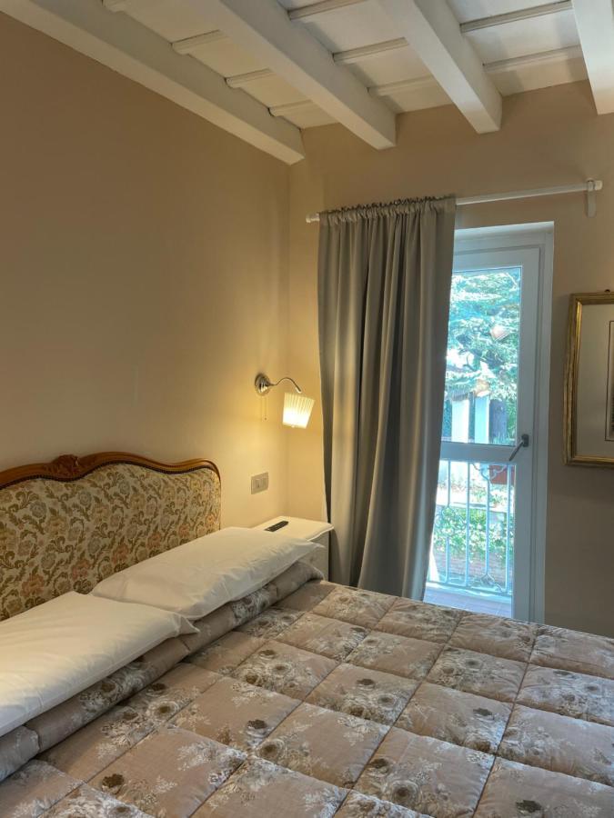 Antica Villa Cuneo- Guest House - "B&B E Non Un Hotel A Cuneo" 外观 照片