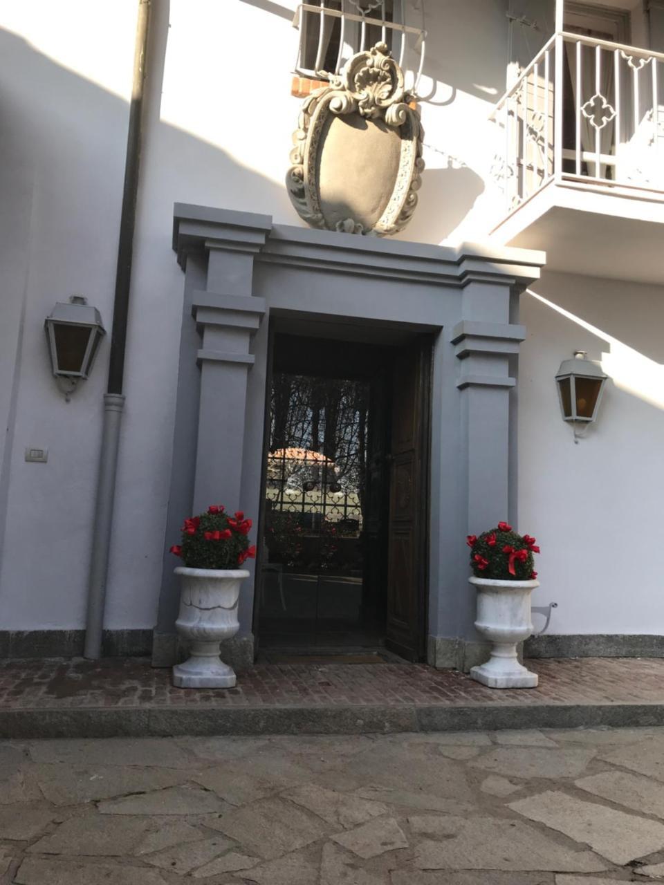 Antica Villa Cuneo- Guest House - "B&B E Non Un Hotel A Cuneo" 外观 照片