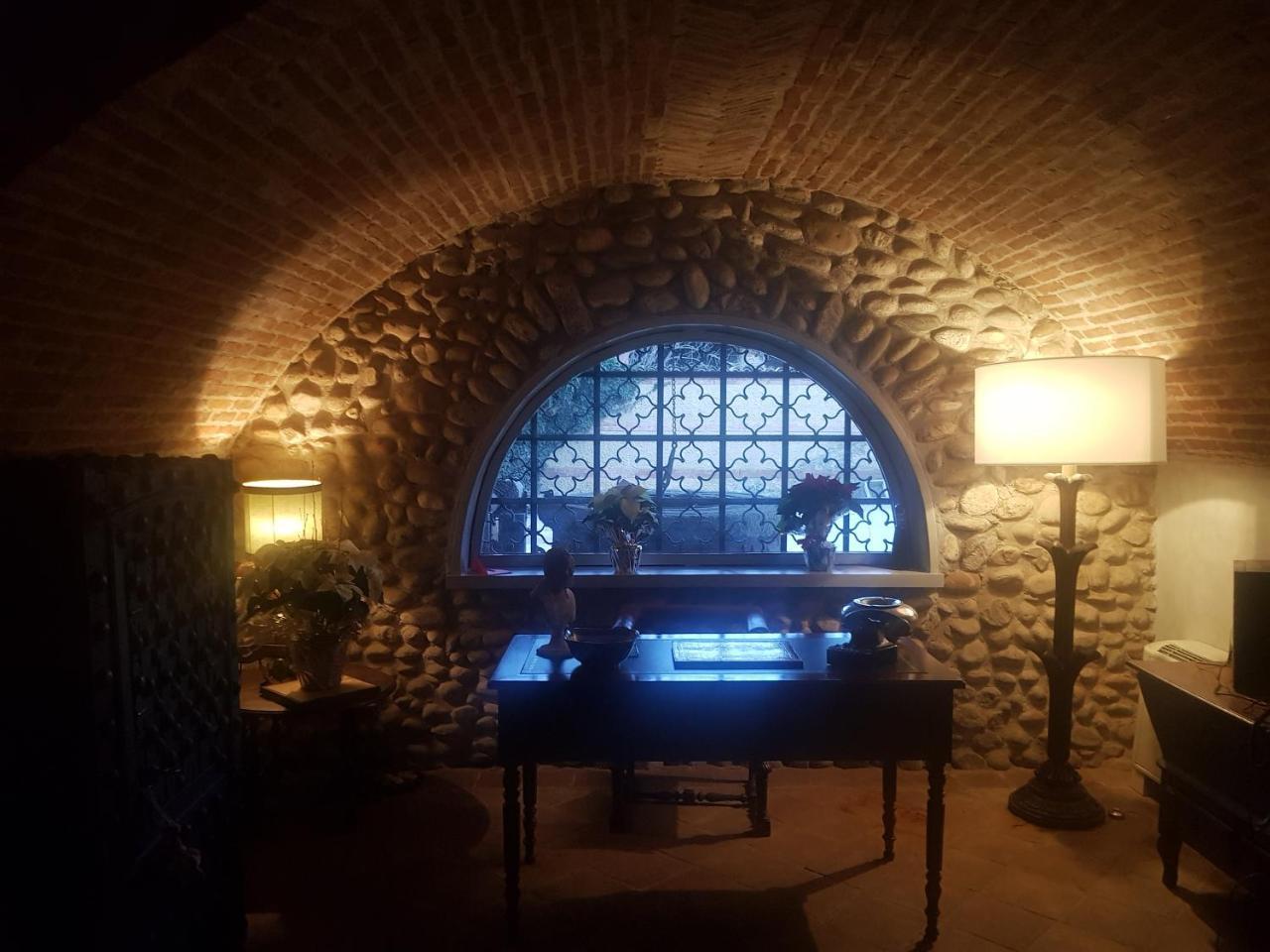 Antica Villa Cuneo- Guest House - "B&B E Non Un Hotel A Cuneo" 外观 照片