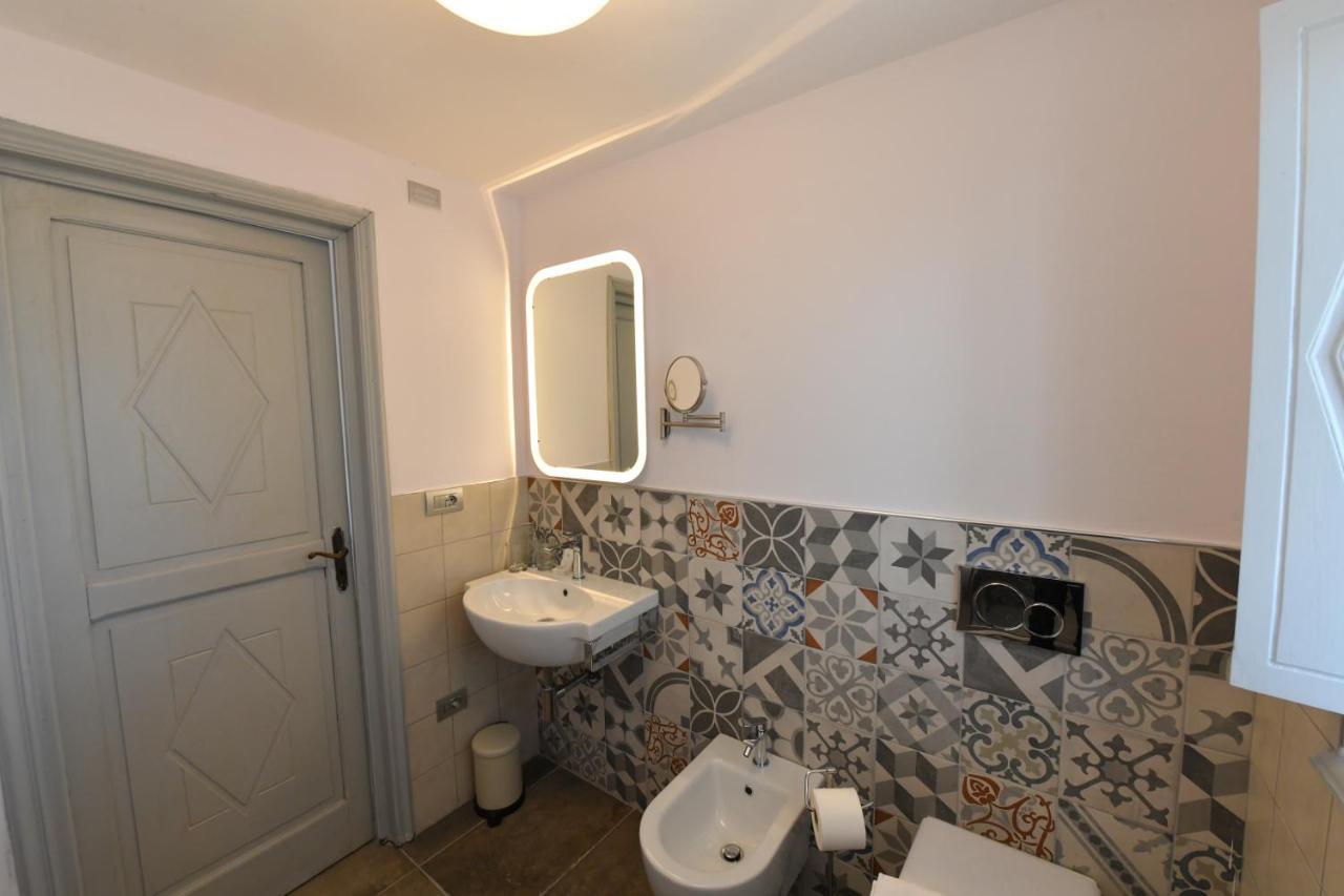 Antica Villa Cuneo- Guest House - "B&B E Non Un Hotel A Cuneo" 外观 照片