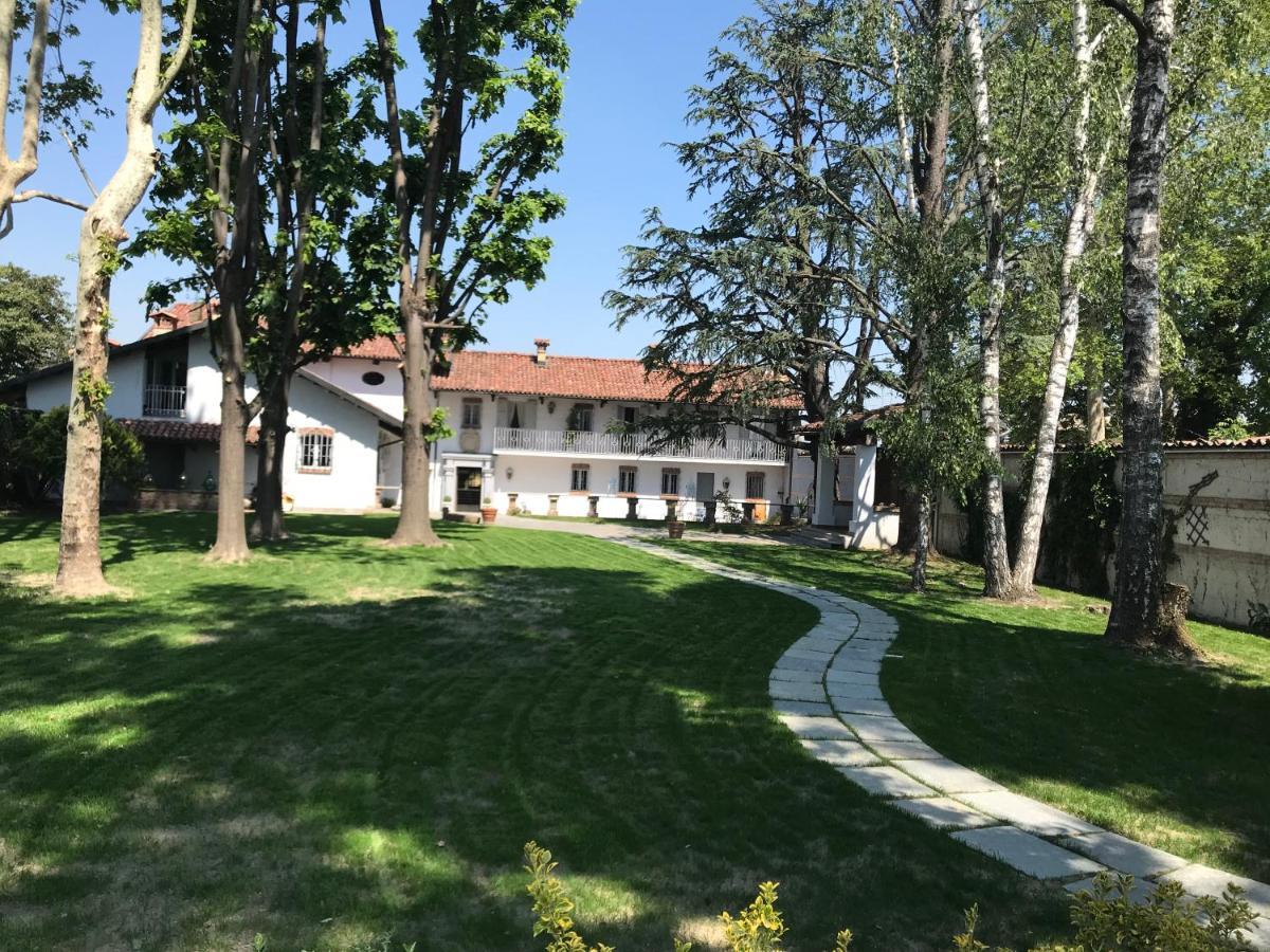 Antica Villa Cuneo- Guest House - "B&B E Non Un Hotel A Cuneo" 外观 照片